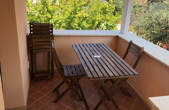 Homerez - Nice house with garden and terrace & Wifi