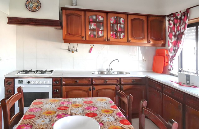 Homerez - Spacious Apartment in Peniche, Balcony