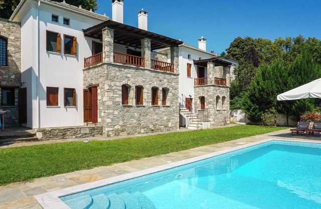 Homerez - Splendid Villa in Tsagkarada with View