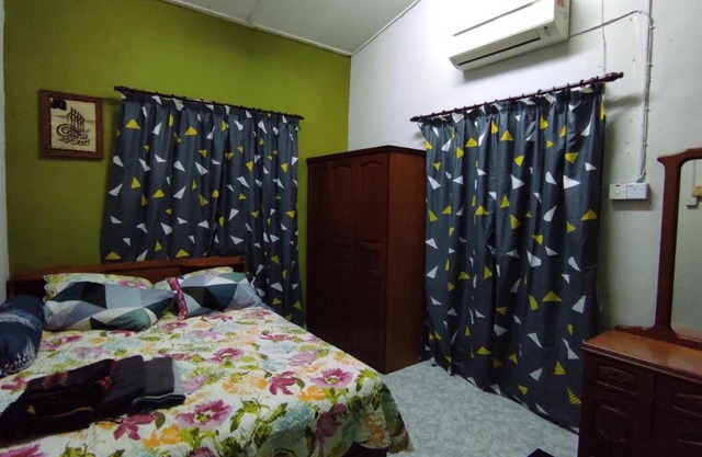 Homestay Opah Parit Buntar, Perak
