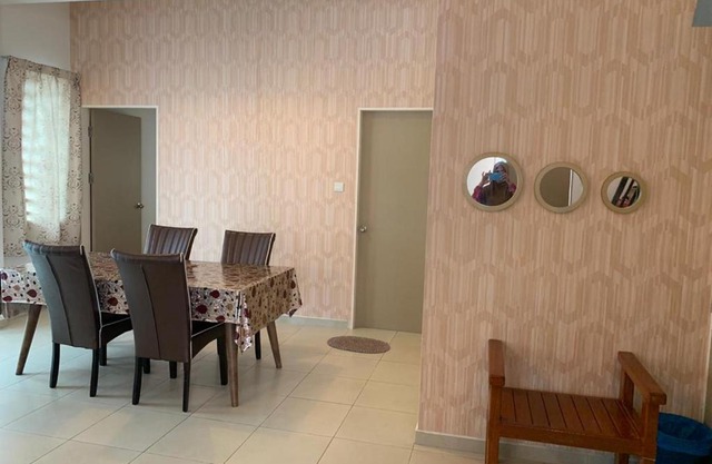 Homestay Teratak Kasih Astana height