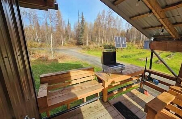 Homestead Cabin West