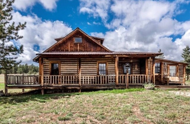 Homestead Log Cabin