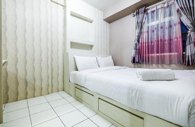 Homey 2BR Kalibata City Apartment By Travelio
