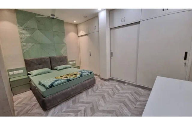 Homlee Pentagon Basement Apartment in saket
