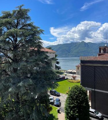 Honey House - vista lago e montagne