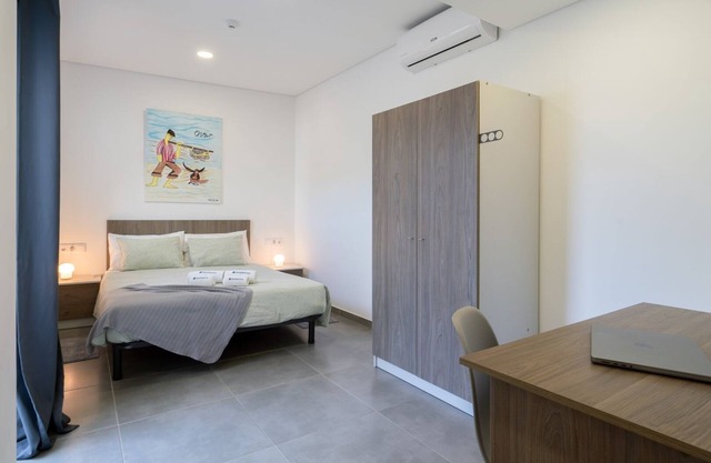 Host Wise Arvore - Double Room w/Terrace and Pool