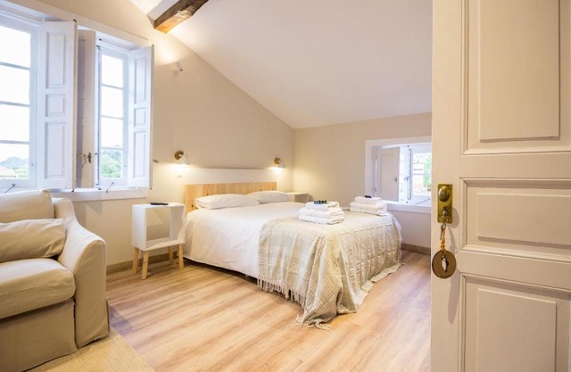 Hostal Lierganes Fluviarium Rooms
