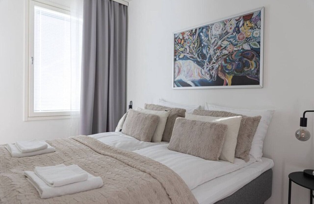 Hostit Arctic Apatments 36A8