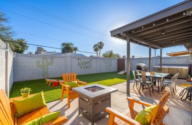 Hot Tub *Game Room - Firepit - Private Yard - ASU - Sky Harbor*