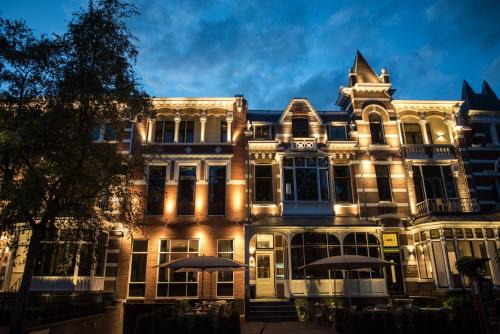 Hotel Blue Inspired by Manna