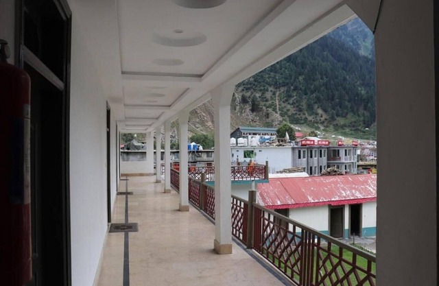 Hotel Eden Naran