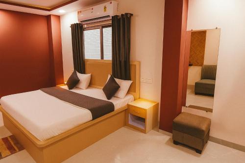 HOTEL KRISHNAM By TruStay
