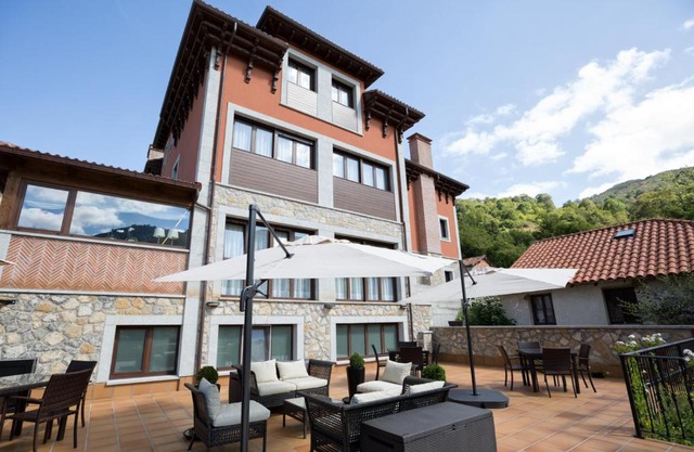 Hotel La Casona de Llerices