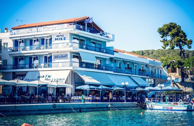 Hotel Mike