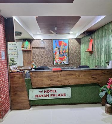 Hotel Nayan palace