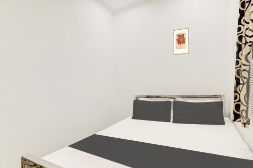 Hotel O Relax Inn