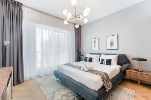 Hotel Pacific Suites Near Delhi Airport