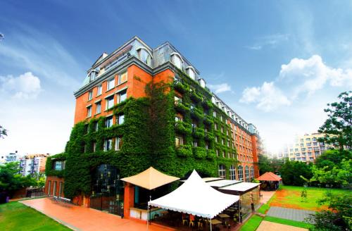 Hotel Orchid Bangalore 
