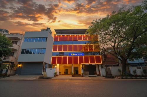 Hotel Terra - Nr Madras Medical Mission Hospital, Mogappair