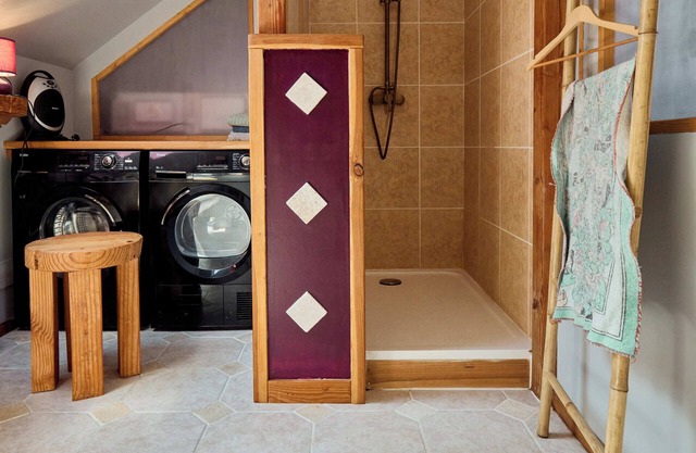 House Canal de Nantes à Brest