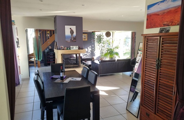 House for 6 and a baby, quiet and bright, all comforts, shaded terrace