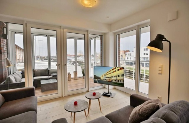 House Marina, KM26