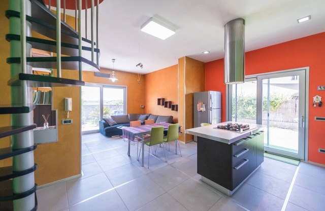 House'n'kite - Two Bedroom Apartment, Sleeps 5