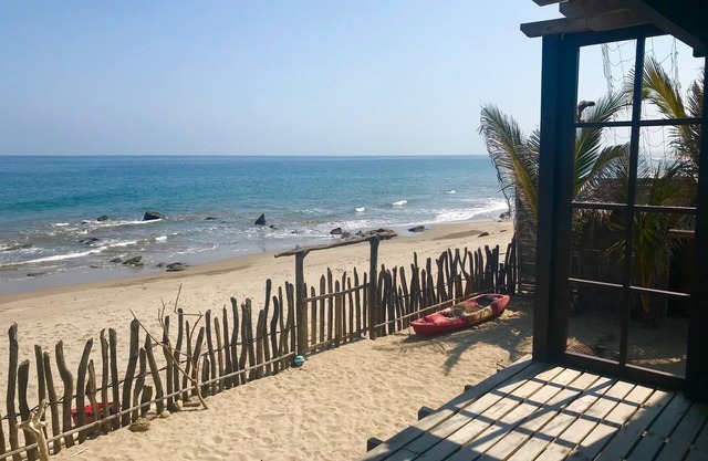 House on the beach - 420 - Canoas de Punta Sal