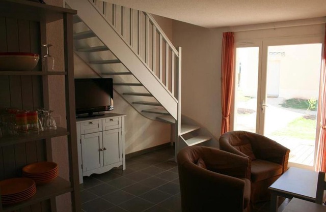 House / Villa - Aubignan
