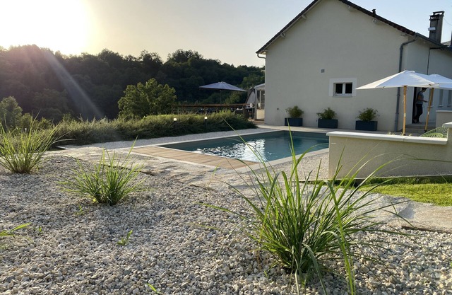 House with heated pool in Jumilhac-le-Grand