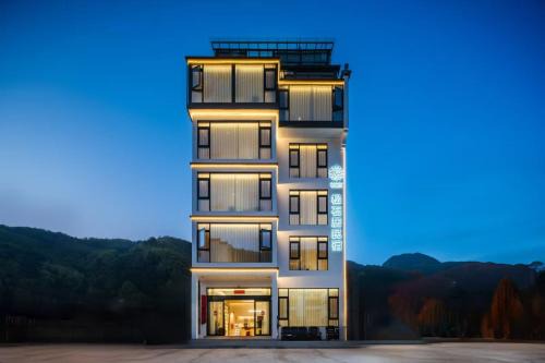 Huazhu Songshiju Homestay