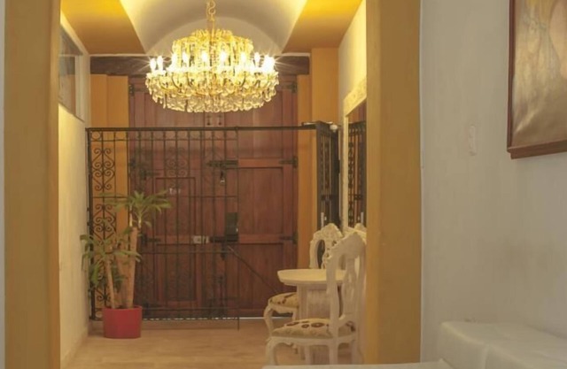 Huge Mansion Luxury Pool In The Walled City