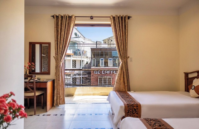 Hung Phong Hotel