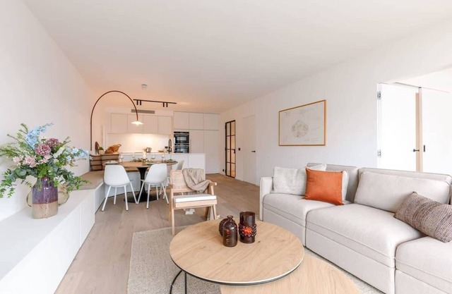 Huswell - Renovated apartment with sea view and parking