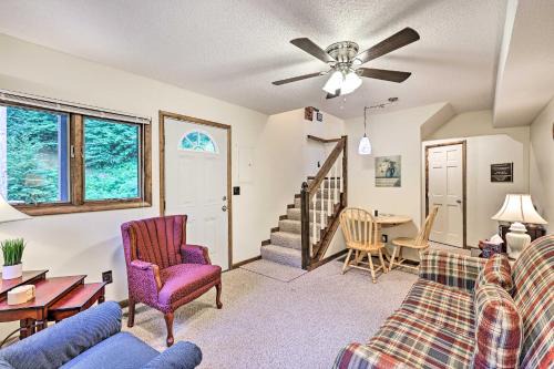 Idyllic Roan Mountain Cabin Across from Creek