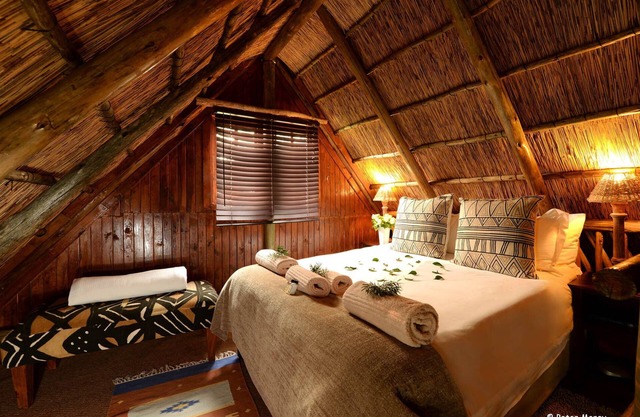 iKhaya LamaDube Game Lodge
