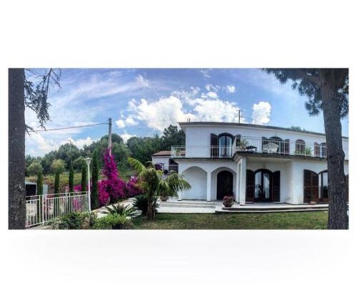 Il Paradiso Di Hyele