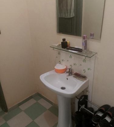 Impeccable 2chambres salon centre ville de cotonou
