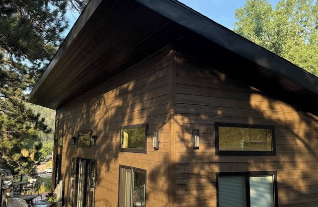 In the center of all the Black Hills has to offer, The Elkhorn Cabin