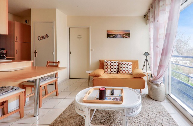 In the heart of Auray, charming flat for 2
