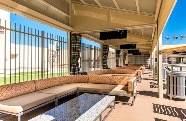 In the Middle of It All! 4 Spacious Units, Game Rooms, Casino, Onsite Dining!