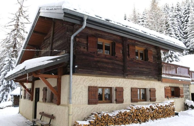 Individual chalet 100m2 in La Plagne, comfort and tranquility