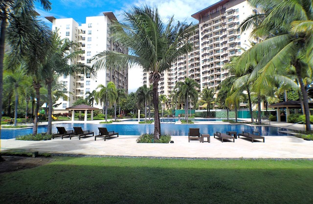 Infinity Staycation, Charming 1-bedroom condo in marvelous Muntinlupa with WiFi