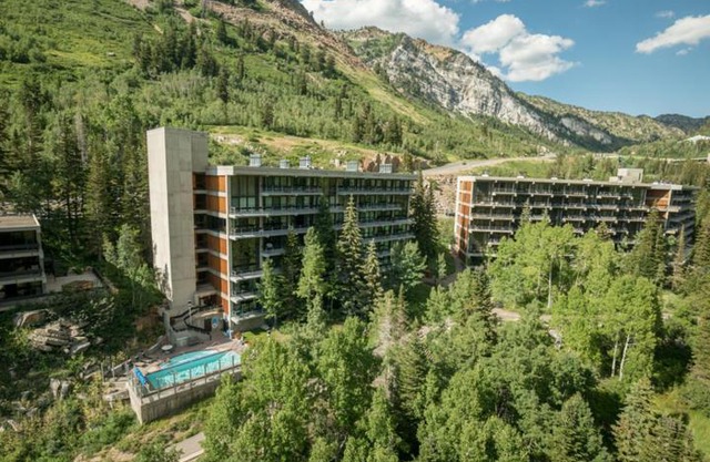 Inn at Snowbird