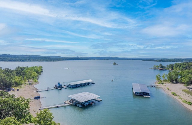 Table Rock Resorts 