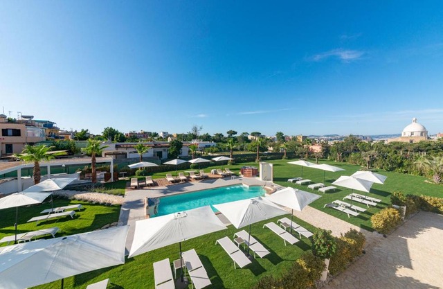 Insula Boutique Hotel
