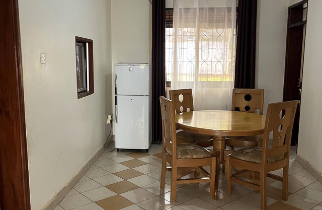 Inviting 3-Bed House in Akright City Jennifers