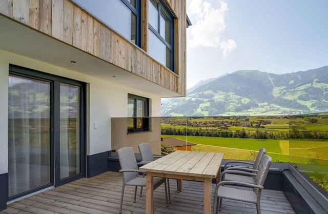 Inviting Apartment in Hart im Zillertal with Sauna
