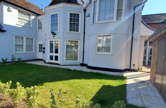 Ipswich Town Centre Apartment 1